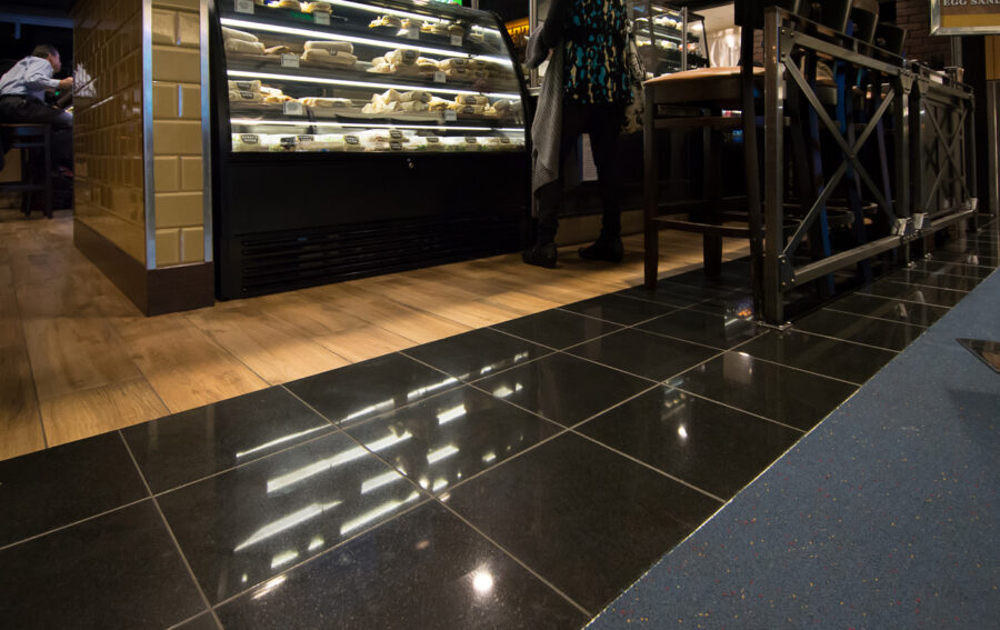 Henry’s Tavern PDX Airport photo 3
